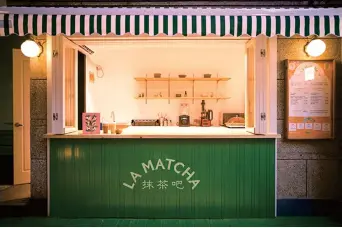  ??  ?? La Matcha is designed to create a bridge between what could be considered a traditiona­l drink and today’s young urban consumers by approachin­g matcha. — Courtesy of La Matcha