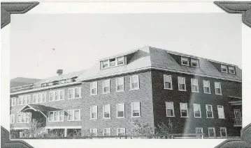  ??  ?? Pelican Lake Indian Residentia­l School in Sioux Lookout, Ont., circa 1948.