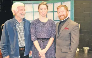  ?? SALLY COLE/THE GUARDIAN ?? Director/adaptor Hank Stinson, left, talks to the leads during a break in rehearsal for “Rainbow Valley”. From left are Samantha Bruce and Colin Hood.