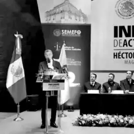  ??  ?? Antonio Gali Fayad hizo votos para la resolución que tome el TEPJF en cuanto a la elección de gobernador de Puebla/