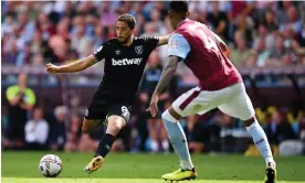  ?? ?? Pablo Fornals scores West Ham’s first goal of the season in the league to secure a 1-0 victory at Aston Villa. Photograph: Clive Mason/Getty Images