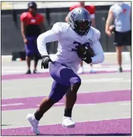  ?? (Photo courtesy University of Central Arkansas) ?? Darius Hale, an early enrollee from Pearland, Texas, is already making an impression in the UCA backfield this spring.