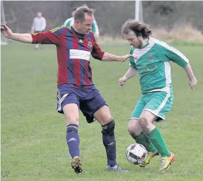  ??  ?? ●●Bedians v Hooley Bridge Celtic