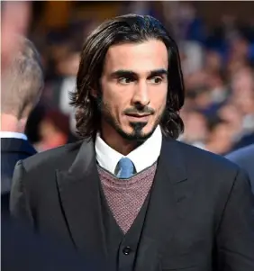  ?? FOTO: YURI KADOBNOV/LEHTIKUVA-AFP ?? ■
Shejk Jassim Bin Hamad Al-Thani vill lägga vantarna på Manchester United. Thomas Zilliacus vill köpa upp klubben tillsamman­s med shejken och Sir Jim Ratcliffe.