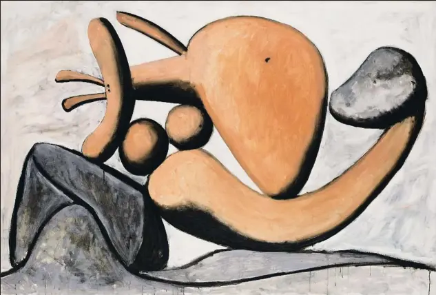  ?? RMN-GP / MUSÉE FABRE © PICASSO ESTATE, 2018 ?? MUJER LANZANDO UNA PIEDRA Esta obra de 1931 imita una composició­n escultóric­a en piedra y refleja su relación con la naturaleza