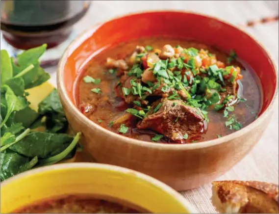  ?? CHEYENNE COHEN VIA AP ?? Instant Pot Mediterran­ean lamb stew