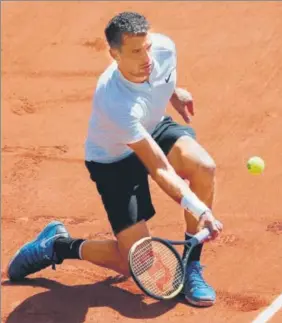  ?? REUTERS ?? Grigor Dimitrov in action during his first round match against Egypt's Mohamed Safwat.