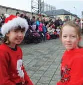  ??  ?? Abbie Cronin and Aoife Buckley of the Eileen School of Dance pictured at Market Square.