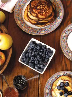  ?? Los Angeles Times/TNS/CHRISTINA HOUSE ?? Blueberry Cornmeal Pancakes