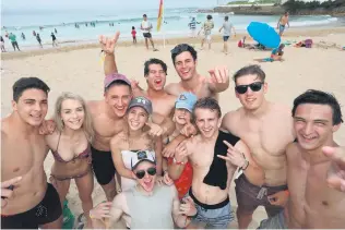  ?? Photo: Ewald Stander ?? Next week, school leavers from all over the country will start flocking to Plettenber­g Bay for the annual Plett Rage student festival, as did this bunch from Gauteng last year.