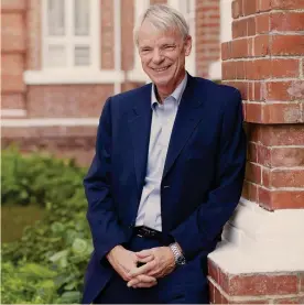  ?? BLOOMBERG ?? Intellettu­ale globale.Michael Spence è nato negli Stati Uniti, è cresciuto in Canada, ha fatto l’università tra gli Usa e il Regno Unito, ha studiato a lungo i mercati emergenti e da una decina d’anni vive in Italia, a Milano.