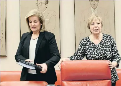  ?? EMILIA GUTIÉRREZ/ARCHIVO ?? La presidenta del pacto de Toledo, Celia Villalobos (derecha), junto a la exministra Fátima Báñez