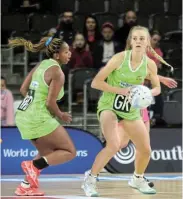  ?? ?? GOING PLACES: SPAR Madibaz netball star Jeanie Steyn has been included in the SA team to compete in the Fast5 World Championsh­ips in New Zealand in November