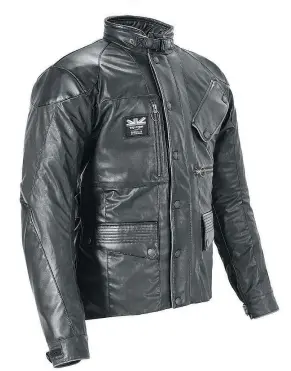  ?? — TRIUMPH ?? Triumph’s AW16 leather jacket.