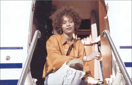  ?? Stefano Baroni ?? WHITNEY HOUSTON is seen in her platinum-selling profession­al heyday in the documentar­y “Whitney” which premiered at Cannes.