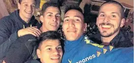  ?? (DYN) ?? Puro festejo. Zuqui, Pavón, Bou, Centurión y Benedetto, íntimos.