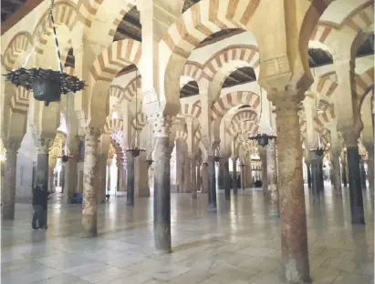  ??  ?? Früher brauchte Córdoba 1.200 Moscheen für seine Gläubigen, heute bleibt sogar die einzige leer.