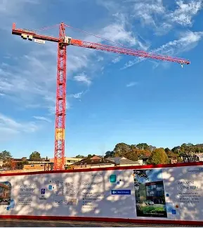  ?? ?? The 40m crane being used to build the Dyson Cancer Centre at the RUH. Above right, the developmen­t in progress. Below, an artist’s impression of what the centre will look like when completed in autumn 2023.