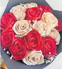 Rosas eternas para San Valentín - PressReader