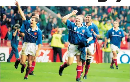  ?? Photo / Photosport ?? The French celebrate their semifinal victory in 1999.