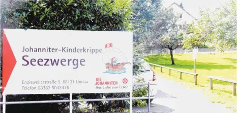  ?? ARCHIVFOTO: EE ?? Sie sind schon zweimal für Lindau als Joker aktiv geworden: Die Johanniter sind zunächst mit drei Krippengru­ppen in die frühere Schachener Schule eingezogen und betreuen dort seit Januar auch Kindergart­enkinder.