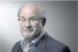  ??  ?? Rushdie. “La decadencia de Nerón Golden” es su última novela.