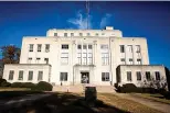  ?? Staff file photo by Hunt Mercier ?? ■ The Miller County Courthouse was built in 1939 in Texarkana, Arkansas. It was the second courthouse built within the county.