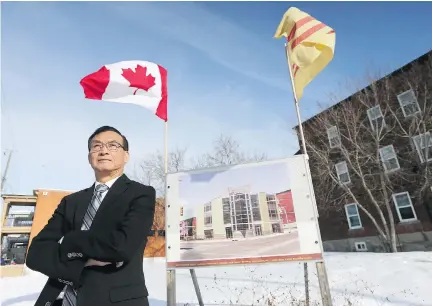  ?? TONY CALDWELL ?? Can Le has been working tirelessly for the Vietnamese community in Ottawa for decades and he’s not done yet. His latest, and perhaps toughest, project is the creation of the Vietnamese Boat People Museum. His group has raised $860,000 but still needs...