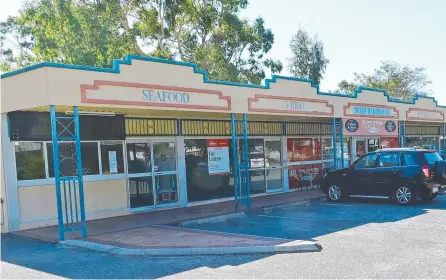  ?? ?? Edison St Shopping centre in Wulguru has been sold to new owners hoping to give it new lease on life.