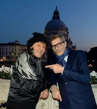  ??  ?? Protagonis­ti
Renzo Rosso (a sinistra) con il direttore artistico del Carnevale Marco Maccapani