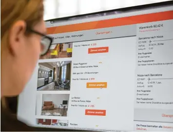 ?? Foto: dpa ?? Wer auf verlinkten Webseiten künftig Flug, Hotel und/ oder Mietwagen innerhalb von 24 Stunden bucht, hat künftig mehr Rech te.