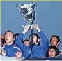  ?? ?? HISTORY BOYS Rangers players with the cup in 1972