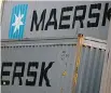 ?? ?? Η Maersk σημείωσε τεράστια πτώση 14,7%, αφού ανέστειλε τις επαναγορές μετοχών, κάνοντας λόγο για «υψηλή αβεβαιότητ­α» στις προοπτικές κερδών του 2024.
