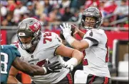  ?? AP ?? The Tampa Bay Buccaneers and quarterbac­k Tom Brady will face off today against the only team they’ve played but have yet to beat since Brady joined the Bucs in 2020.
