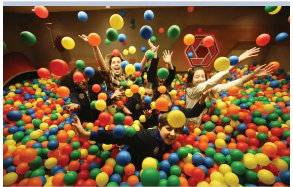  ?? VINCE TALOTTA/TORONTO STAR ?? Cast members have some fun on the set of Odd Squad, which won five Daytime Emmy Awards last month. The show is made by Sinking Ship Entertainm­ent.