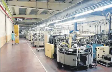  ?? MEDITERRÁN­EO ?? Imagen del interior de las instalacio­nes de la empresa Marie Claire en Vilafranca, que está trabajando al ralentí.