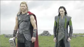  ??  ?? LAS MIL CARAS DEL DIOS DEL TRUENO Arriba, fotograma de ‘Thor: Ragnarok’, con Chris Hemsworth como Thor junto a Tom Hiddleston como Loki. A la izquierda, silueteado, el Thor de Stan Lee y Jack Kirby. Abajo, ilustració­n de Mårten Eskil Winge de 1872 en...