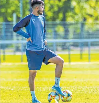  ?? FOTO: FC CARL ZEISS JENA ?? Blick ins Ungewisse: Daniele Gabriele steht mit Jena vor dem Restart in der 3. Liga.