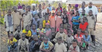  ?? FOTO: SOLOMON ?? Hilfe für die Schule in Kassery (Guinea): Mit dem Geld sollen eine Holzwerkst­att und ein Nähraum eingericht­et werden.