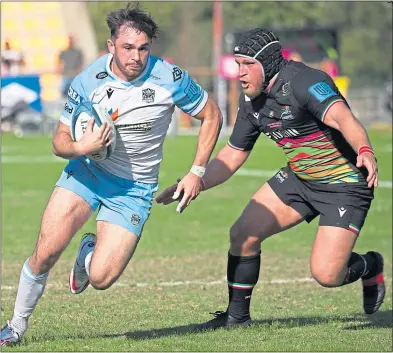  ?? ?? Rufus Mclean attacks the Zebre Parma rearguard in Italy yesterday