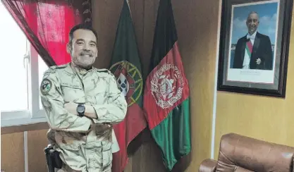  ??  ?? O sargento-chefe Nuno Cardoso é um dos dez militares dos três ramos das Forças Armadas envolvidos na formação, treino e aconselham­ento dos soldados afegãos