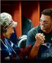  ?? ?? Lily Tomlin and Tom Brady in “80 for Brady”