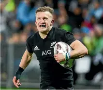  ?? SIMON O’CONNOR/STUFF ?? Damian McKenzie was mentioned in the same breath as an all-time great Dan Carter by All Blacks coach Steve Hansen.