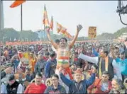  ?? SUSHIL KUMAR /HT ?? (Above) BJP supporters at the rally in Ramlila Maidan; Former Madhya Pradesh CM Shivraj Singh Chouhan said the party would make up for its defeat in the recent polls.
