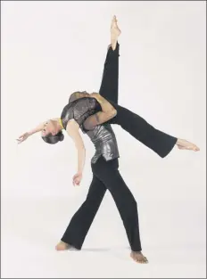  ?? Photo by Gary Gold ?? Sara Senecal and Andre Robles of the Ellen Sinopoli Dance Company