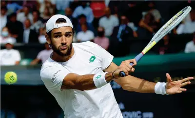  ??  ?? Matteo Berrettini, 25 anni, ha dovuto rinunciare ai Giochi di Tokyo. E alla speranza di vincere l’oro nel torneo di tennis