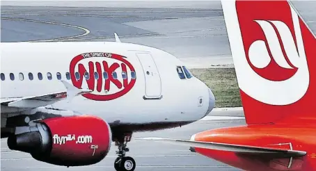  ?? BILD: SN/APA/HOCHMUTH ?? Niki ist die Urlaubslin­ie der Air Berlin, die EU prüft die Übernahme durch die Lufthansa.