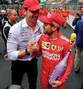  ?? (Afp) ?? Monaco
Toto Wolff, a sinistra, con Sebastian Vettel