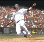  ?? ARIC CRABB/STAFF ?? Joe Panik scores his second run of the game on a sacrifice fly hit by Giants winning pitcher Johnny Cueto in the third inning Sunday at AT&T Park.