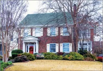  ?? LINDA GARNER-BUNCH/Arkansas Democrat-Gazette ?? This home, located at 313 Colonial Court in Little Rock, has about 3,630 square feet and is listed for $475,000 with Janet Flegal of the Charlotte John Co. Today’s open house is from 2 to 4 p.m. For more informatio­n, call Flegal at 501-307-6860.